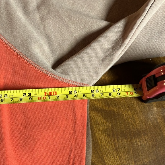 NWT Easel Colorblock Women's Sweatshirt Top Large New with Tags - Picture 12 of 17